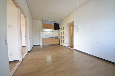 Living and room. ☆ dining ☆