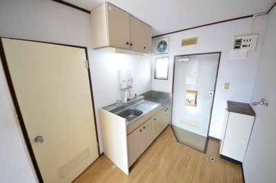 Kitchen. ☆ A good at cooking in this kitchen ☆