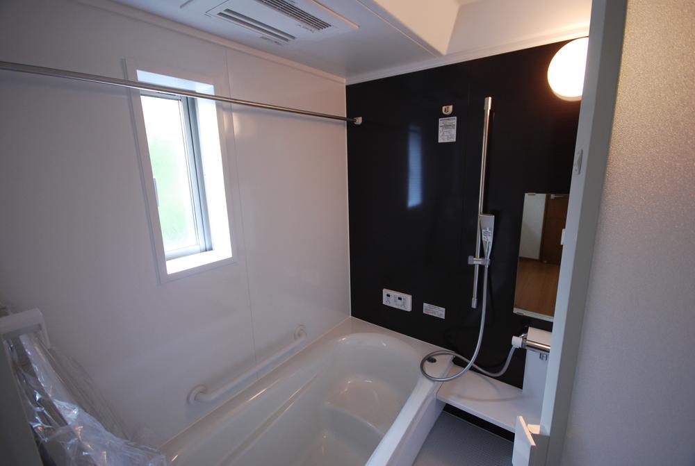 Bathroom. Local Photos ・ bathroom