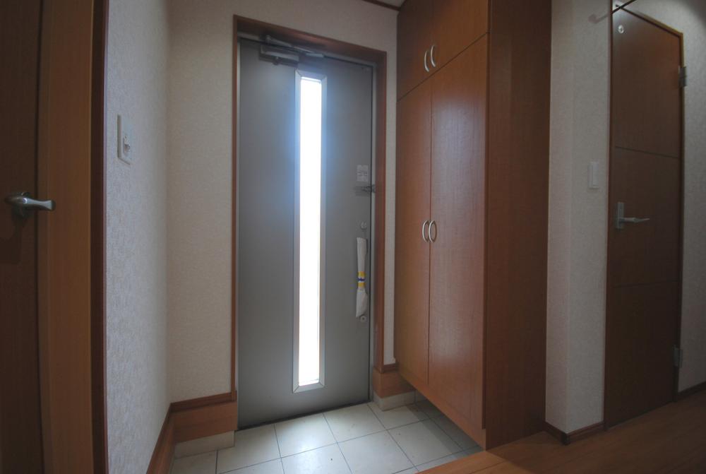 Entrance. Local Photos ・ Entrance (indoor)