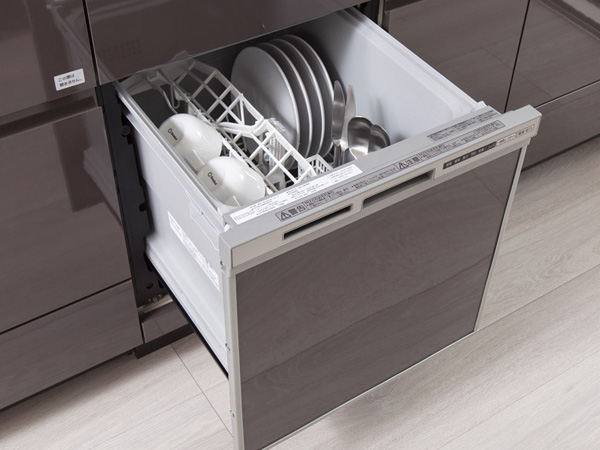 Kitchen.  [Dish washing and drying machine] It eliminates the need of dishwashing, Dish washing and drying machine to comfort the cleanup. There is also a water-saving effect compared to hand washing, Out in the pullout is smooth. (Same specifications)