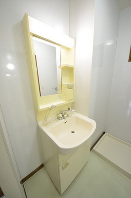 Washroom.  ☆ Grooming is from here ☆