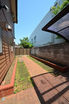 Other. Until the other (Other) 10m