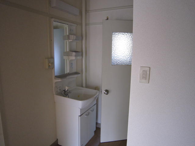 Washroom. Hot water available vanity