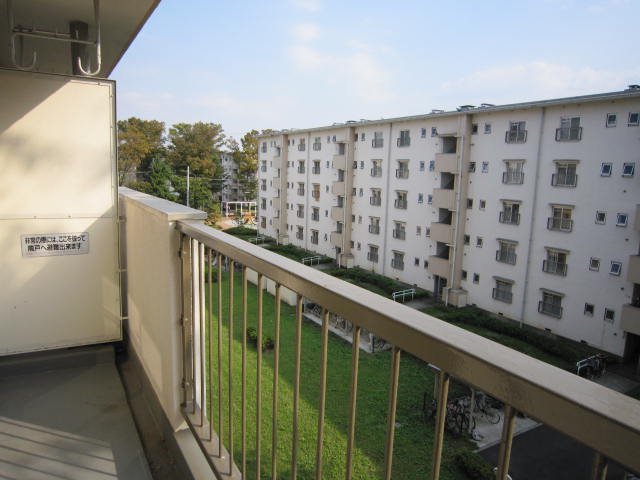 Balcony. Green also many bright