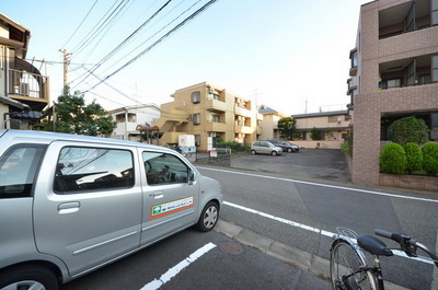 Other. Until the other (Other) 1m