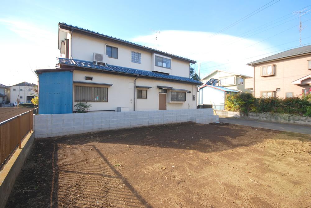 Local appearance photo. Local shooting