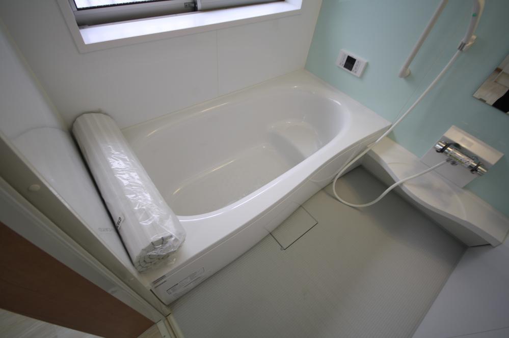 Same specifications photo (bathroom). Example of construction