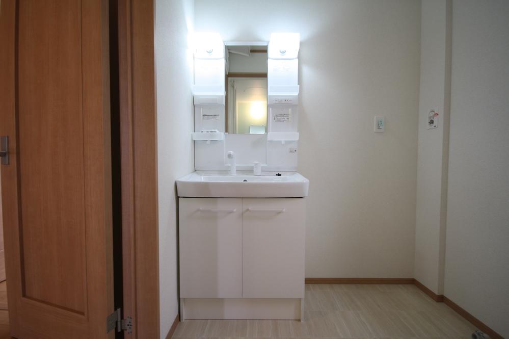 Same specifications photos (Other introspection). Example of construction