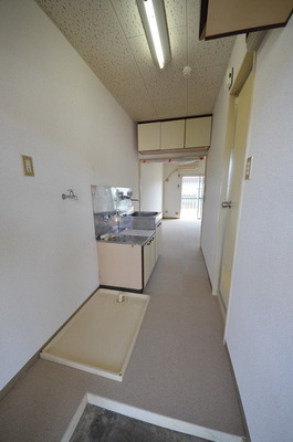 Entrance. ☆ From here is the beginning and end of the day ☆