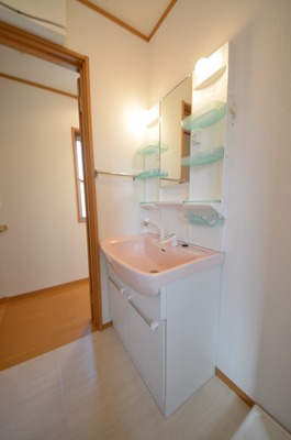 Washroom.  ☆ Independent wash basin ☆ 