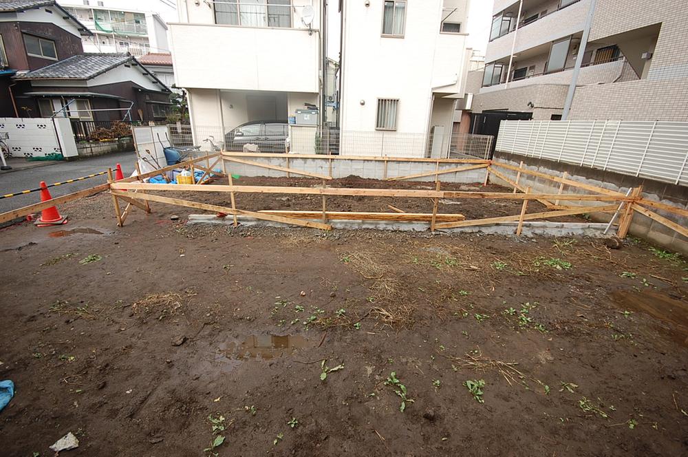 Local appearance photo. Local shooting