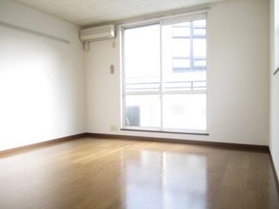 Living and room. Western-style 8 pledge