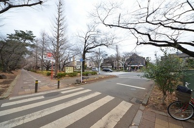 Other. Until the other (Other) 10m