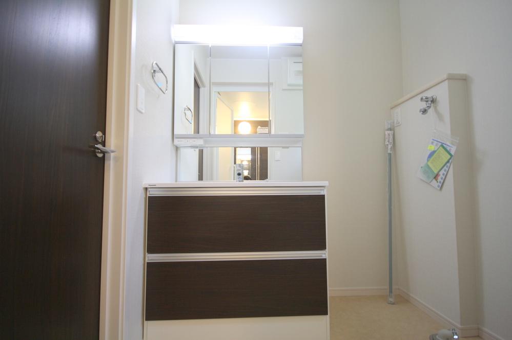 Wash basin, toilet. Local Photos