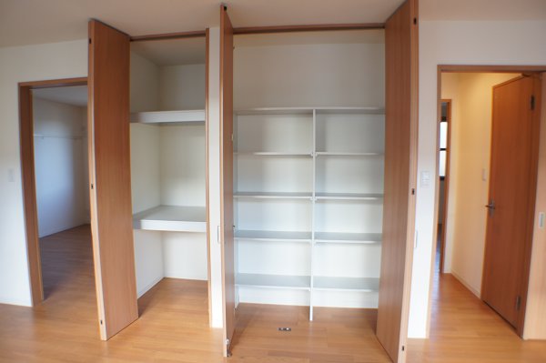 Receipt. Living storage