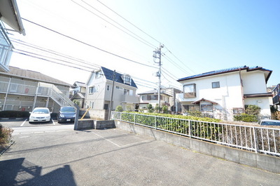 Other. 1m to the parking lot (Other)