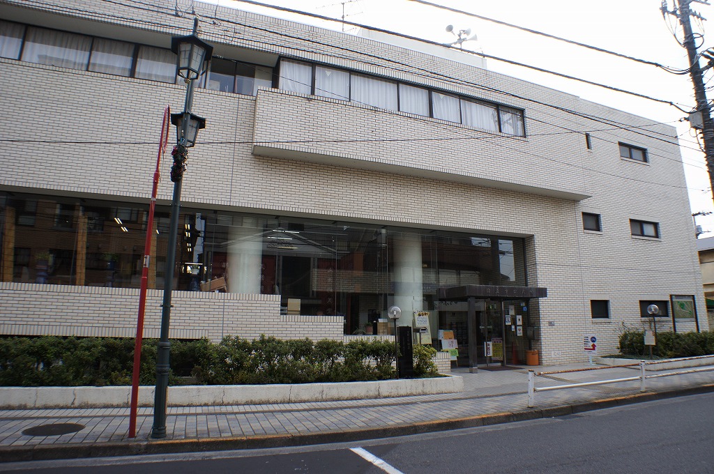 Government office. 392m to National City Hall Community Center (public office)