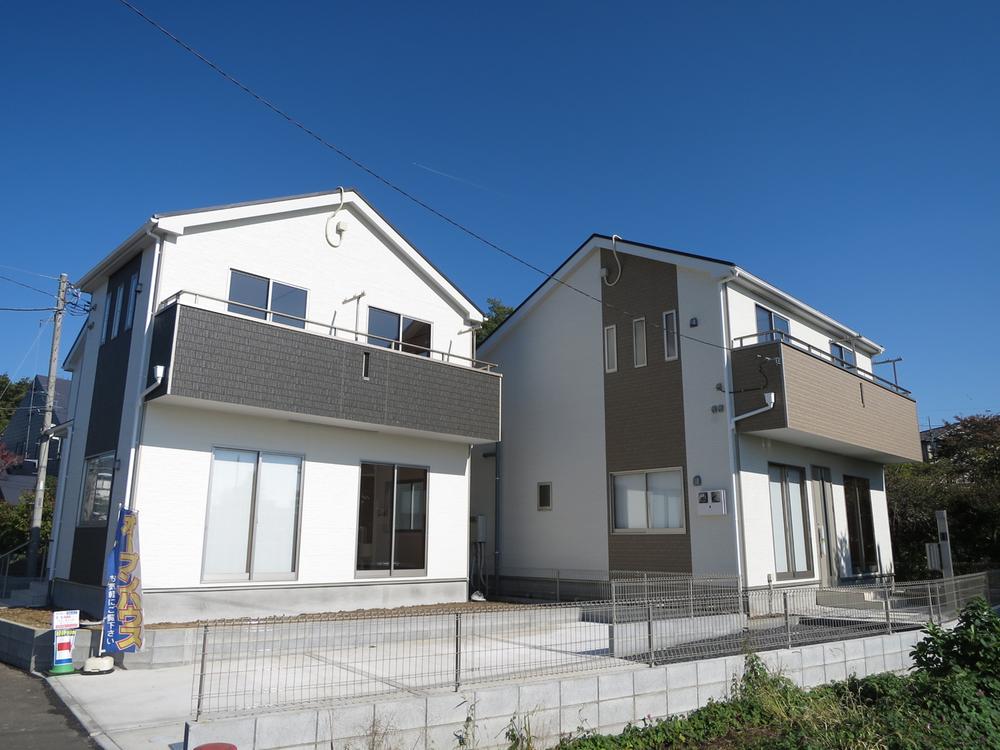 Local appearance photo. In finally final 1 buildings lush living environment, Good location room can live while feeling the transitory of four seasons (November 2011) shooting