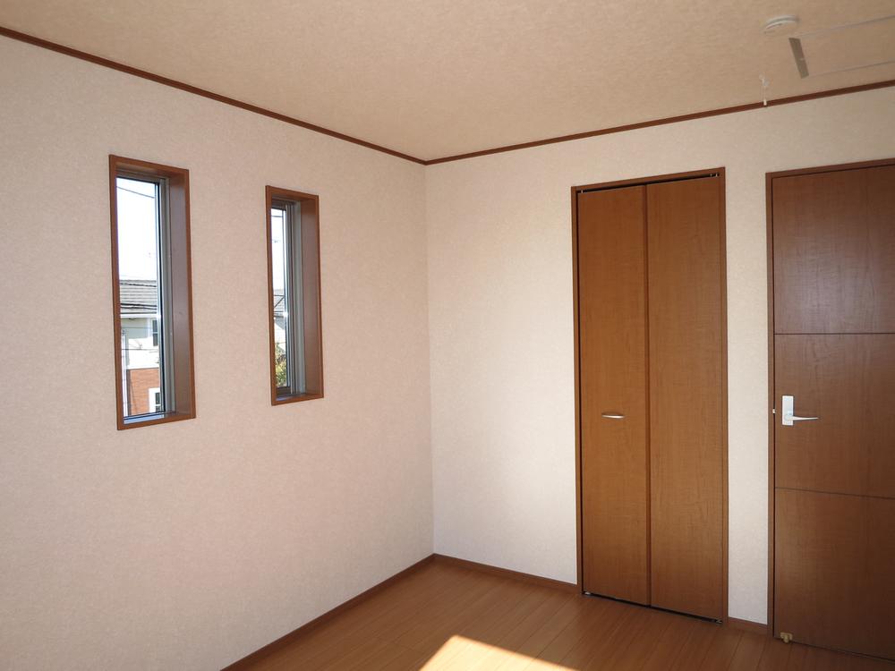 Non-living room. Indoor (11 May 2011) Shooting