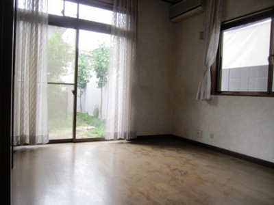 Other room space. dining