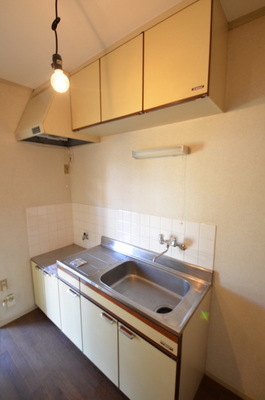 Kitchen. Two-burner gas stove installation Allowed