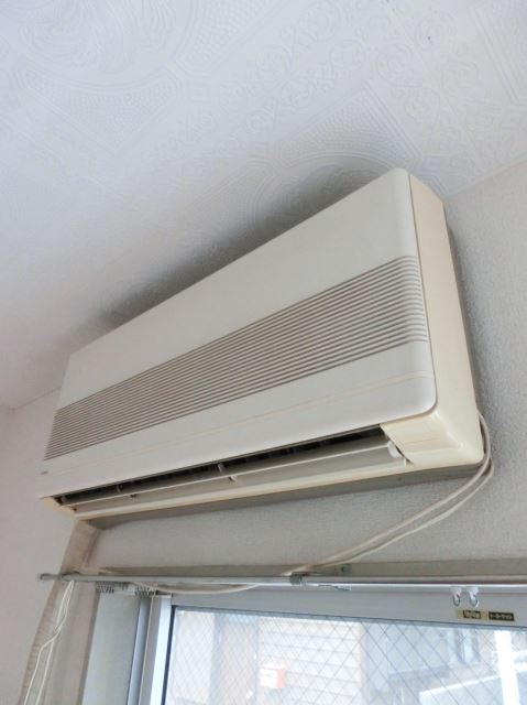 Other.  ☆ It is with a certain and convenient air conditioning ☆