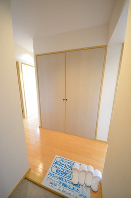 Entrance. ☆ From here is the beginning and end of the day ☆