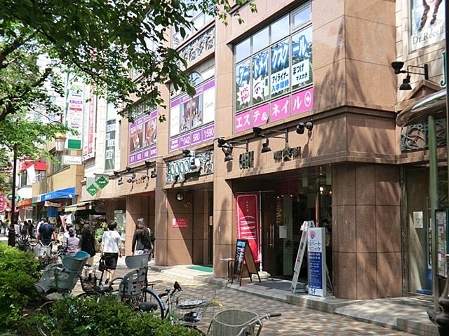 Other. Ayumu Polo shopping center