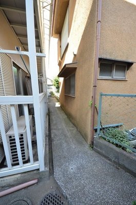 Other. Until the other (Other) 10m