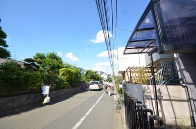 Other. Until the other (Other) 10m