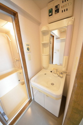 Washroom. ☆ Independent wash basin ☆