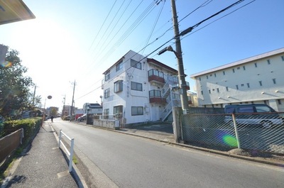 Other. 1m to the periphery (other)