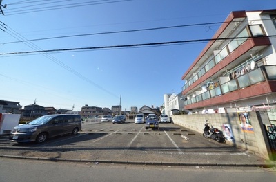 Other. 1m to the periphery (other)