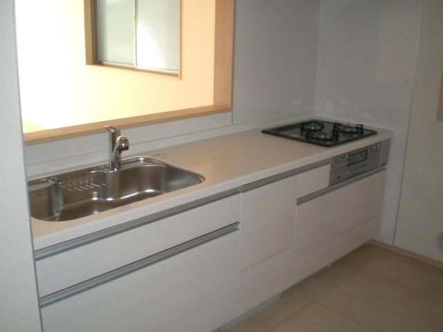 Kitchen. 3 Building because indoor face-to-face kitchen, While the dishes, You can enjoy conversation with your family!