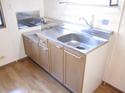 Kitchen. Gas stove installation Allowed