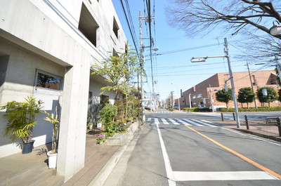 Other. Until the other (Other) 10m