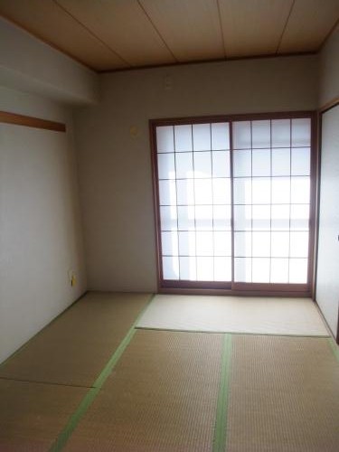 Living and room. Reform before (mid-February ~ Late scheduled to be completed)