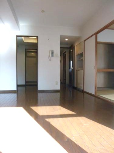 Living and room. Reform before (mid-February ~ Late scheduled to be completed)