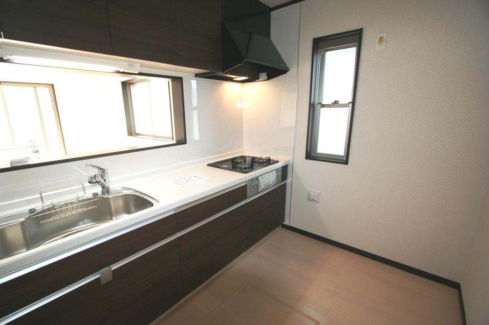 Same specifications photo (kitchen). Same specifications