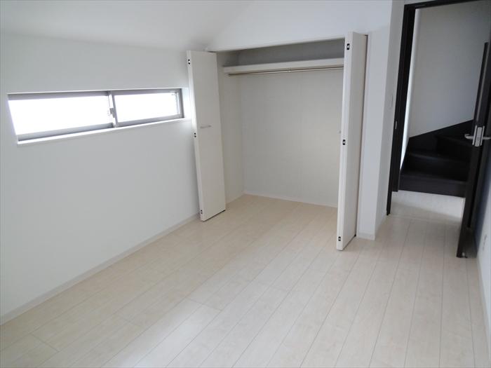 Non-living room. (December 2013) Shooting