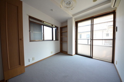 Living and room. ☆ Free to arrange space ☆