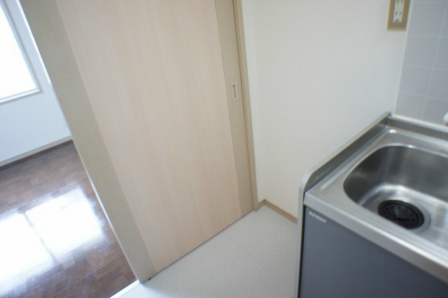 Kitchen. Refrigerator Place space