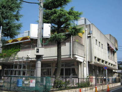 kindergarten ・ Nursery. Ui nursery school (kindergarten ・ 630m to the nursery)