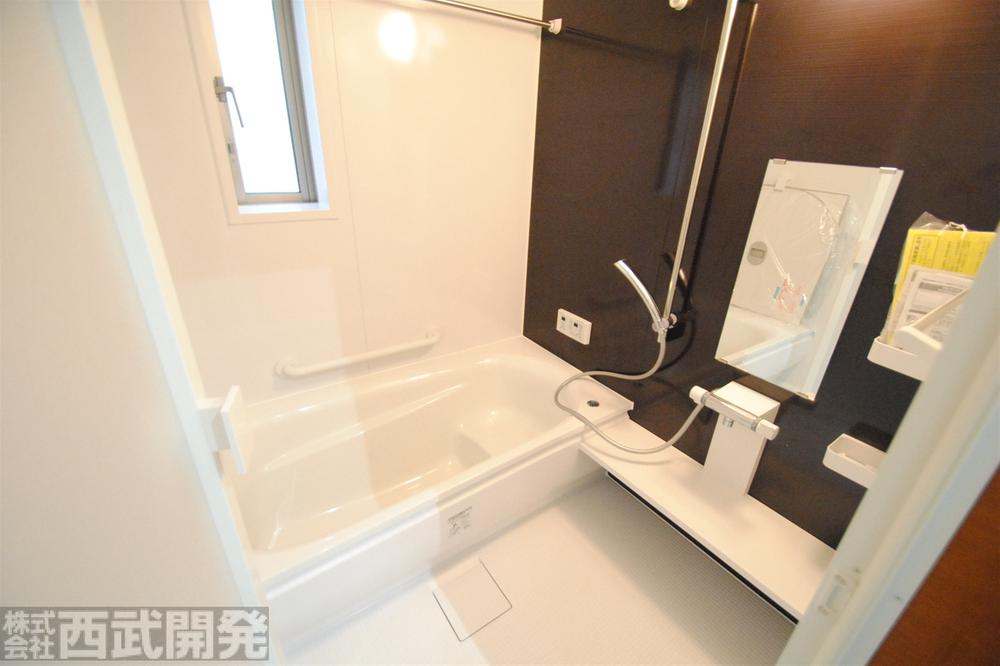 Other Equipment. Building 2 Hitotsubo ・ Window barrier-free type ventilation drying with machine bathroom