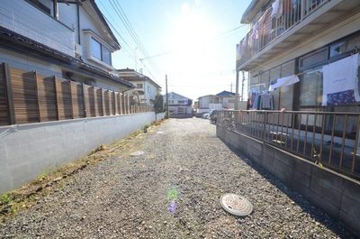 Other. Until the other (Other) 1m