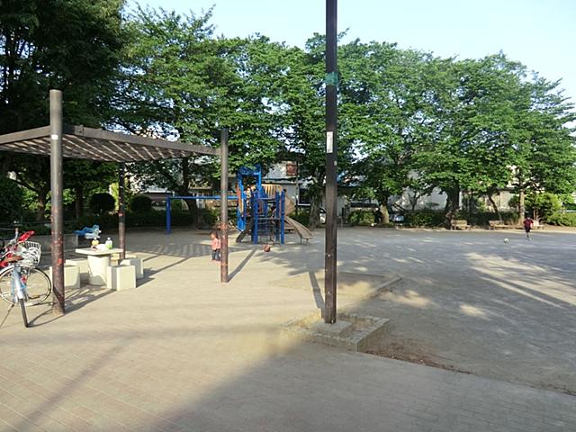 park. Hagoromo East Park 600m to