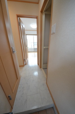 Entrance. ☆ From here is the beginning and end of the day ☆