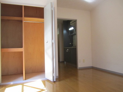 Other room space. Interior of spread