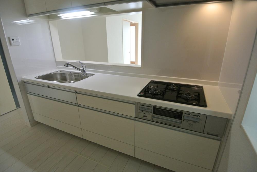 Kitchen. 4 Building Kitchen